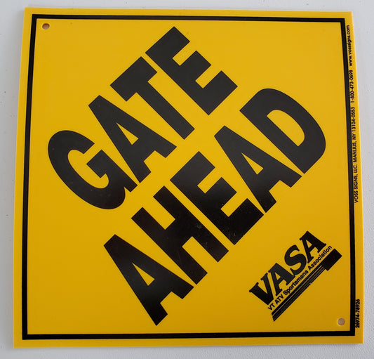 GATE AHEAD (8x8)